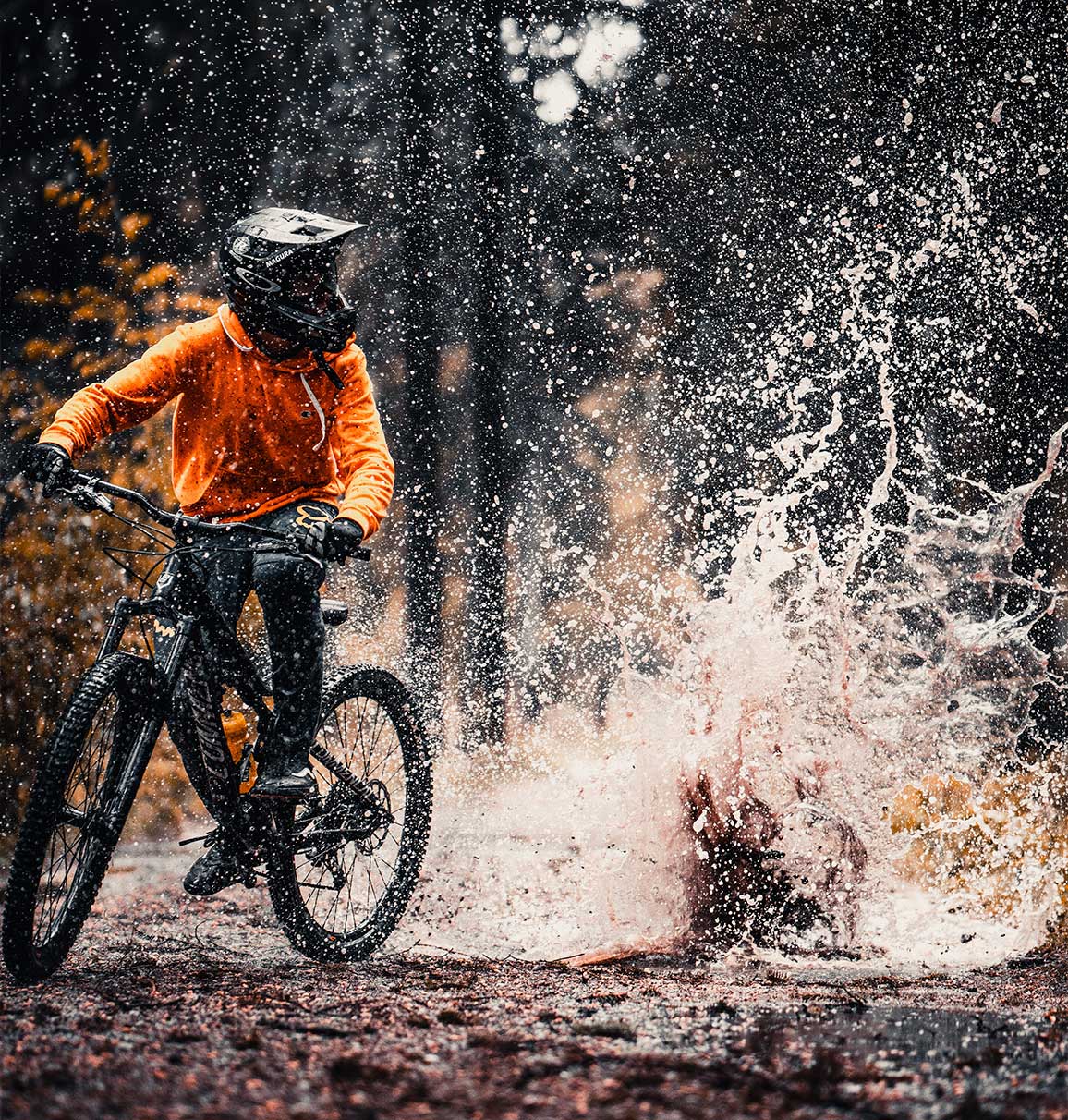 MTB Mud Splash Action
